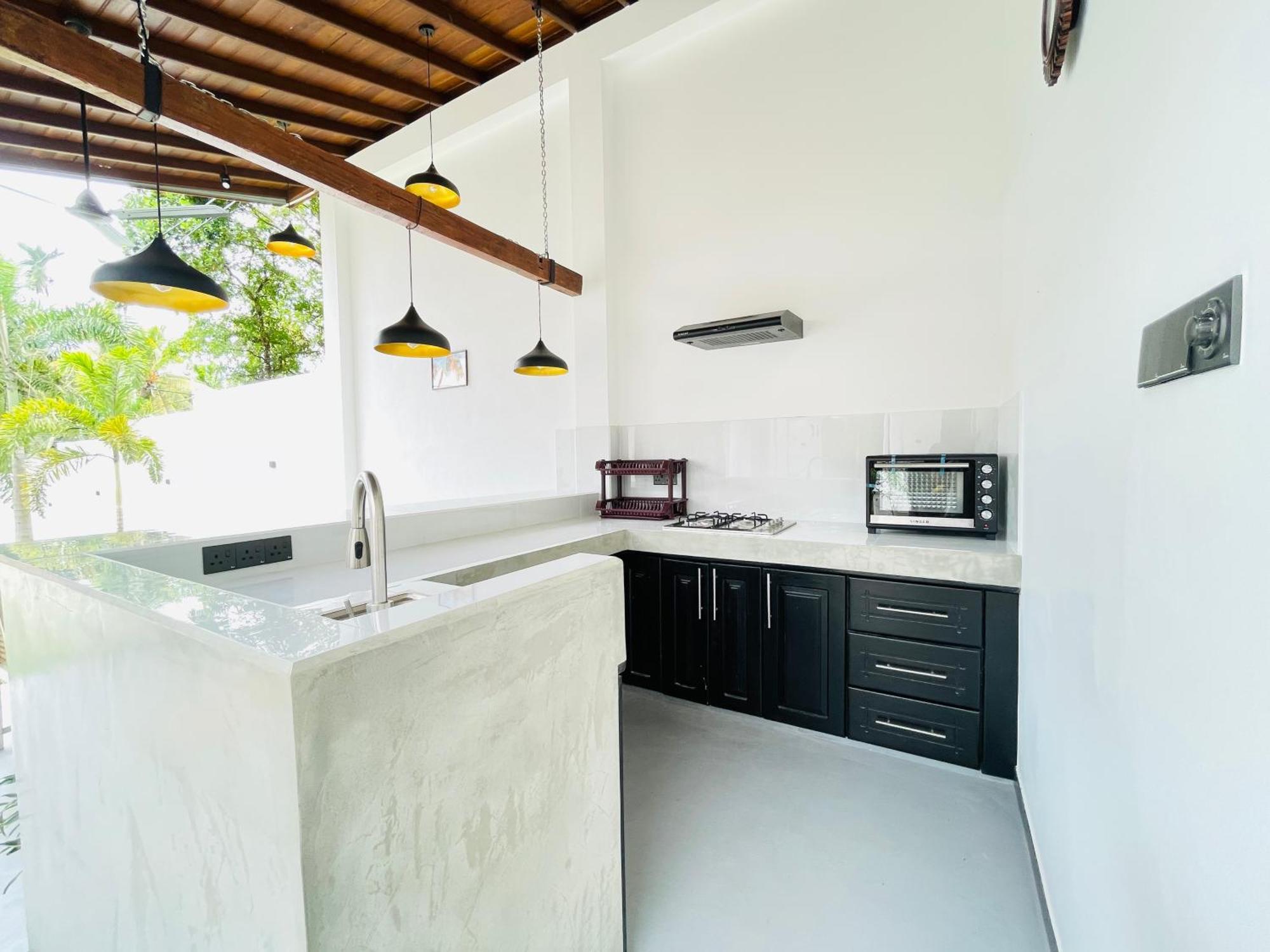 Thara Inn Villa Dickwella Exterior photo